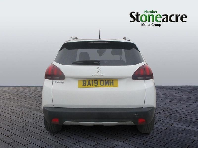 Used Peugeot 2008 Allure 110 HP (80 kW) 2019 White SUV