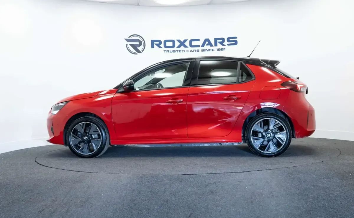 Używany Vauxhall Corsa-e Edition 100 kW (136 KM) 2022 Czerwony Hatchback