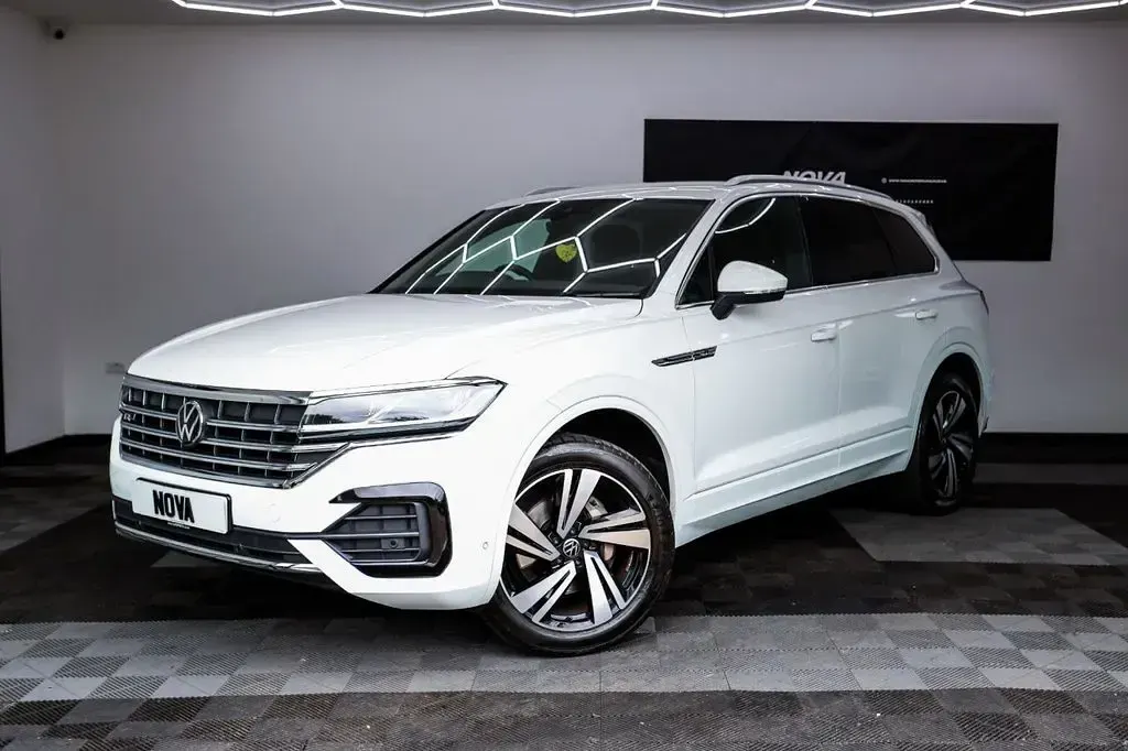 Used VW Touareg R-line 231 HP (169 kW) 2021 White SUV