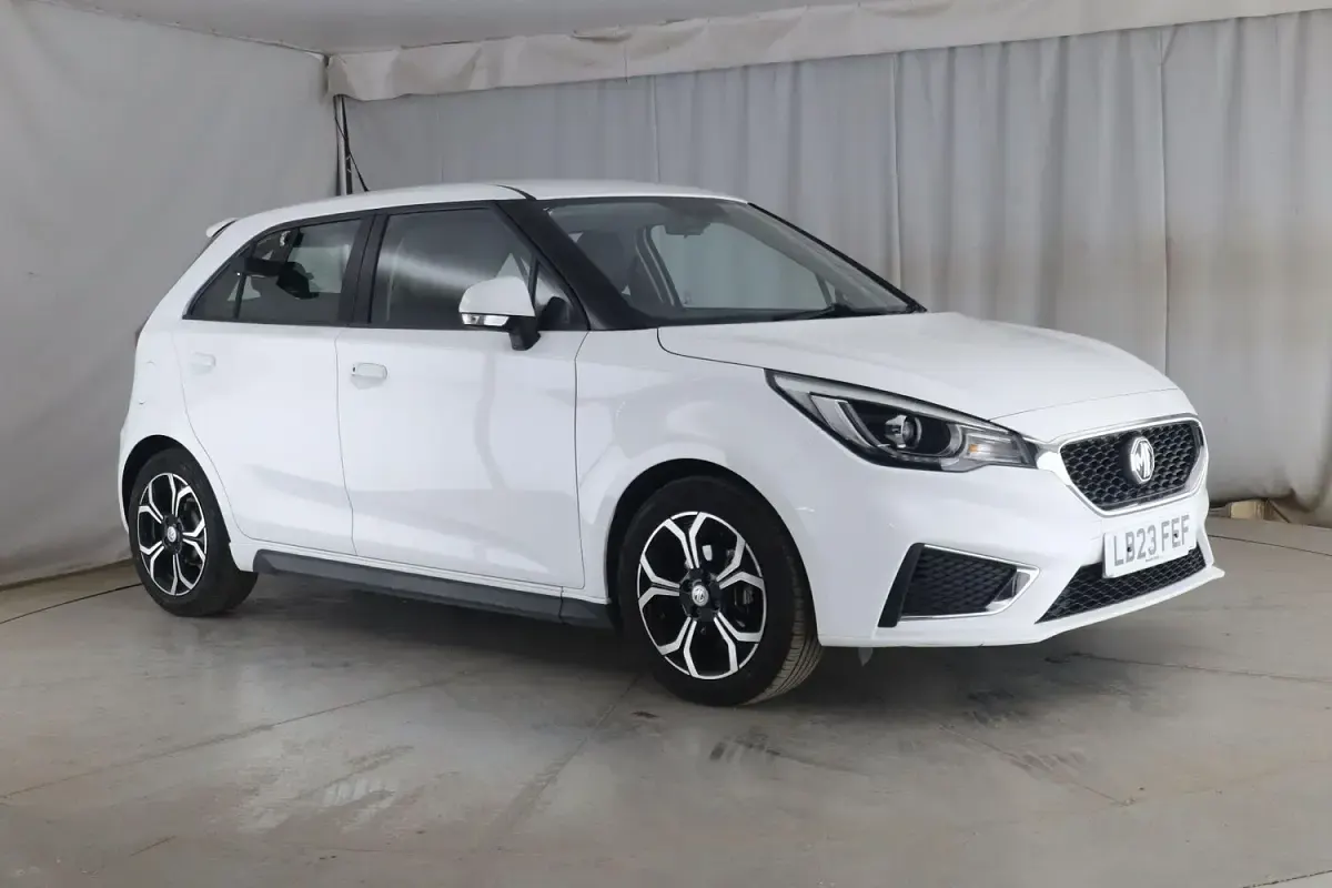 Used MG MG3 Exclusive 106 HP (77 kW) 2023 White Hatchback