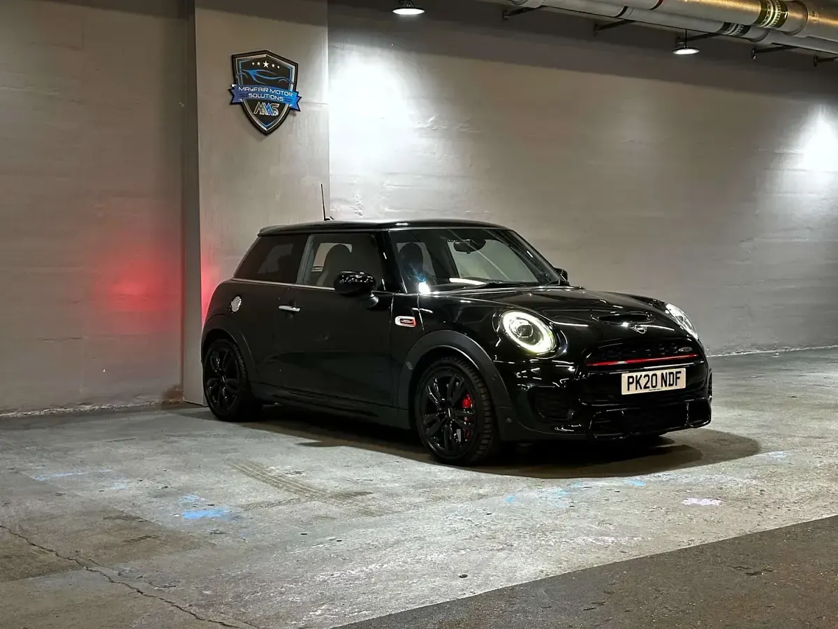 Used Mini John Cooper Works Hatch 231 HP (169 kW) 2020 Black Hatchback