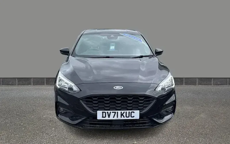 Used Ford Focus ST-Line 120 HP (88 kW) 2020 Black Hatchback