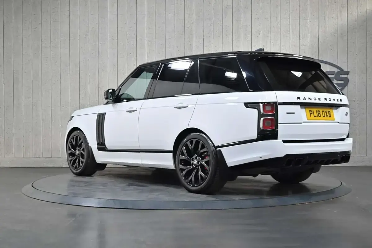 Used Land Rover Range Rover Autobiography 258 HP (189 kW) 2018 White SUV