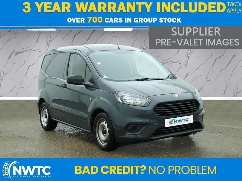 Used Ford Transit 2022 White Sedan