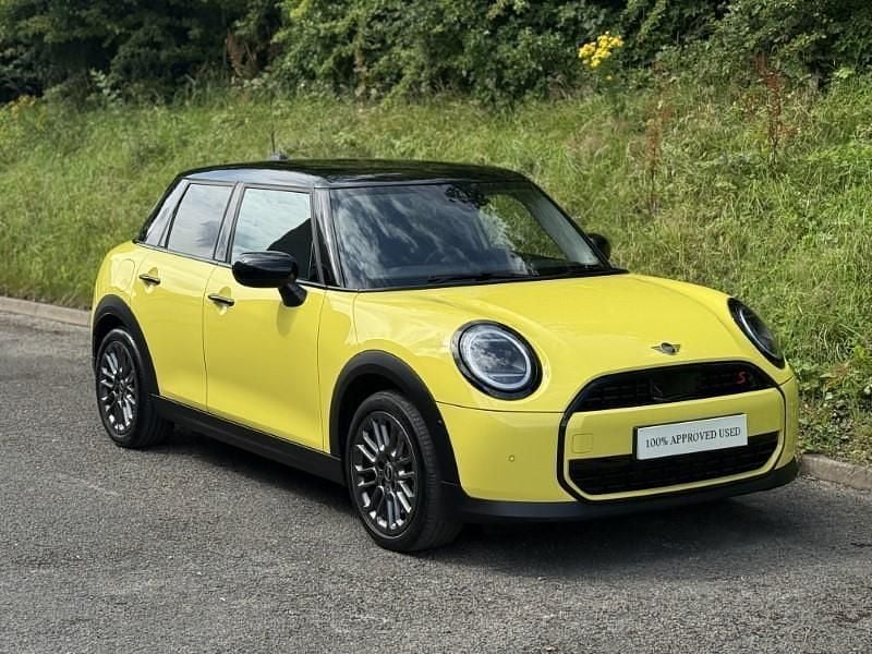 Yellow Used 2024 Mini Cooper S Hatch Hatchback | £24,990 (Fair price) - Image 1/4