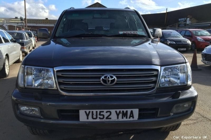 Used Toyota Land Cruiser 201 HP (147 kW) 2003 SUV