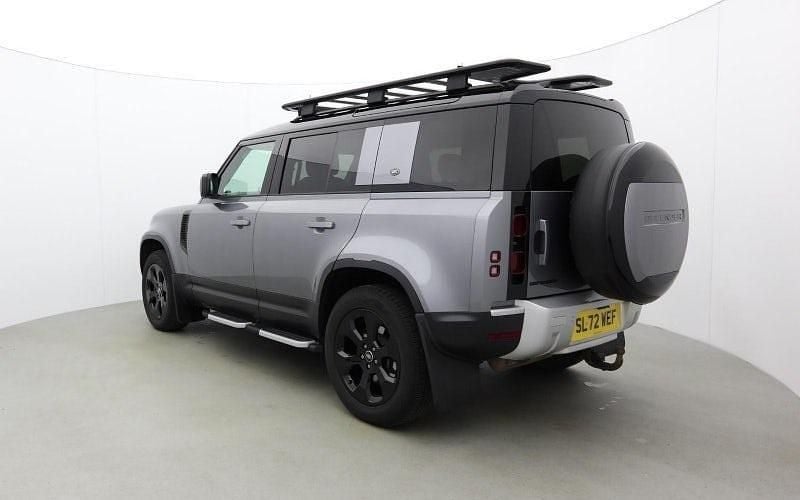 Used Land Rover Defender HSE 300 HP (220 kW) 2024 SUV