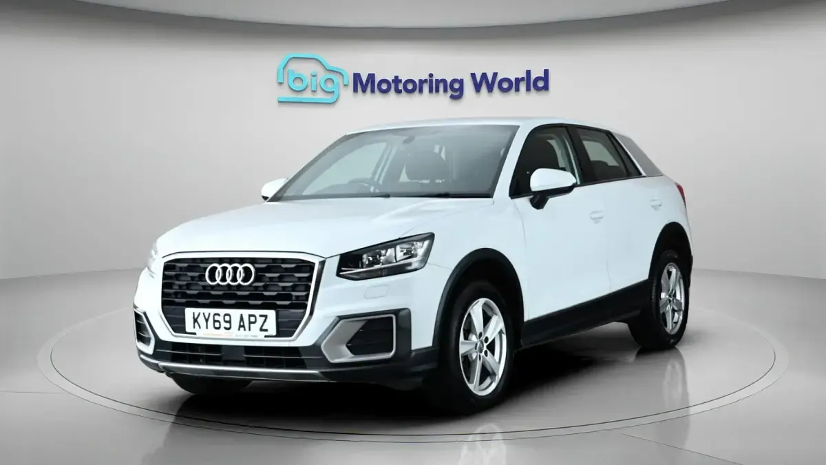 Used Audi Q2 Sport 116 HP (85 kW) 2019 White SUV