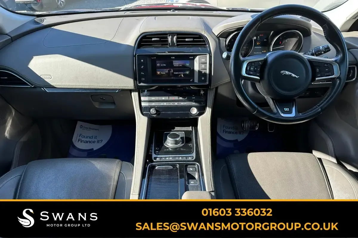 Used Jaguar F-Pace R-Sport 180 HP (132 kW) 2017 Blue SUV
