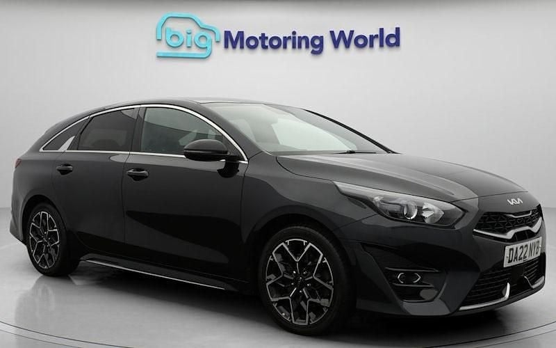 Used 2021 Kia ProCeed GT-Line Hatchback | £15,600 (Fair price) - Image 1/4
