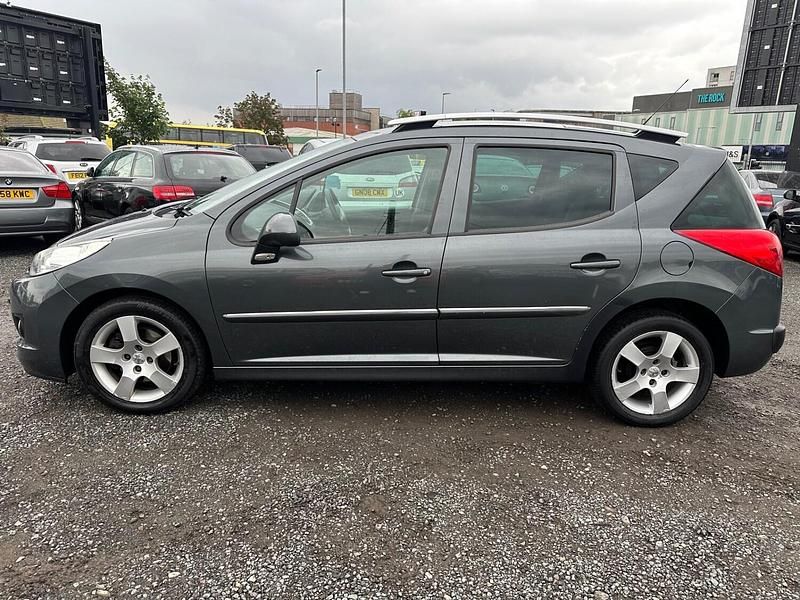 Used Peugeot 207 Allure 92 HP (67 kW) 2012 Grey Estate