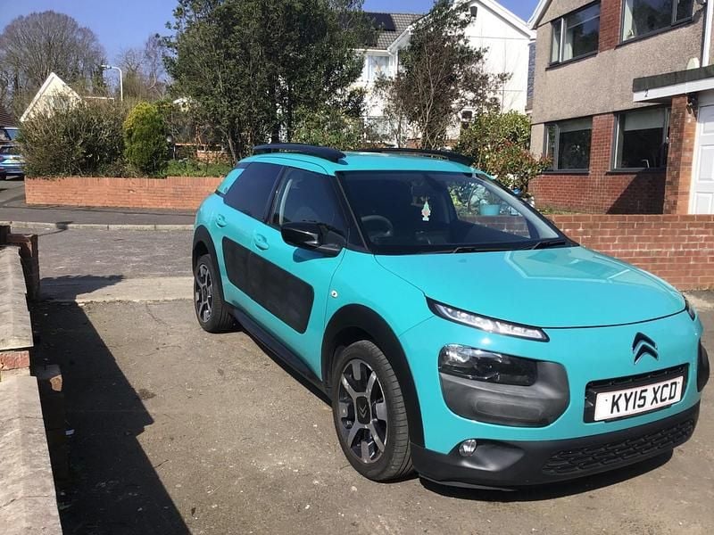 Used Citroën C4 Cactus Flair 2015 Blue Hatchback