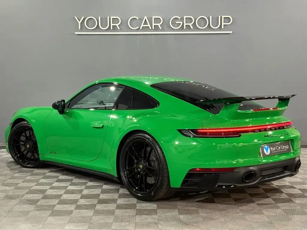 Used Porsche 911 Carrera 4 GTS 480 HP (353 kW) 2022 Green Coupe