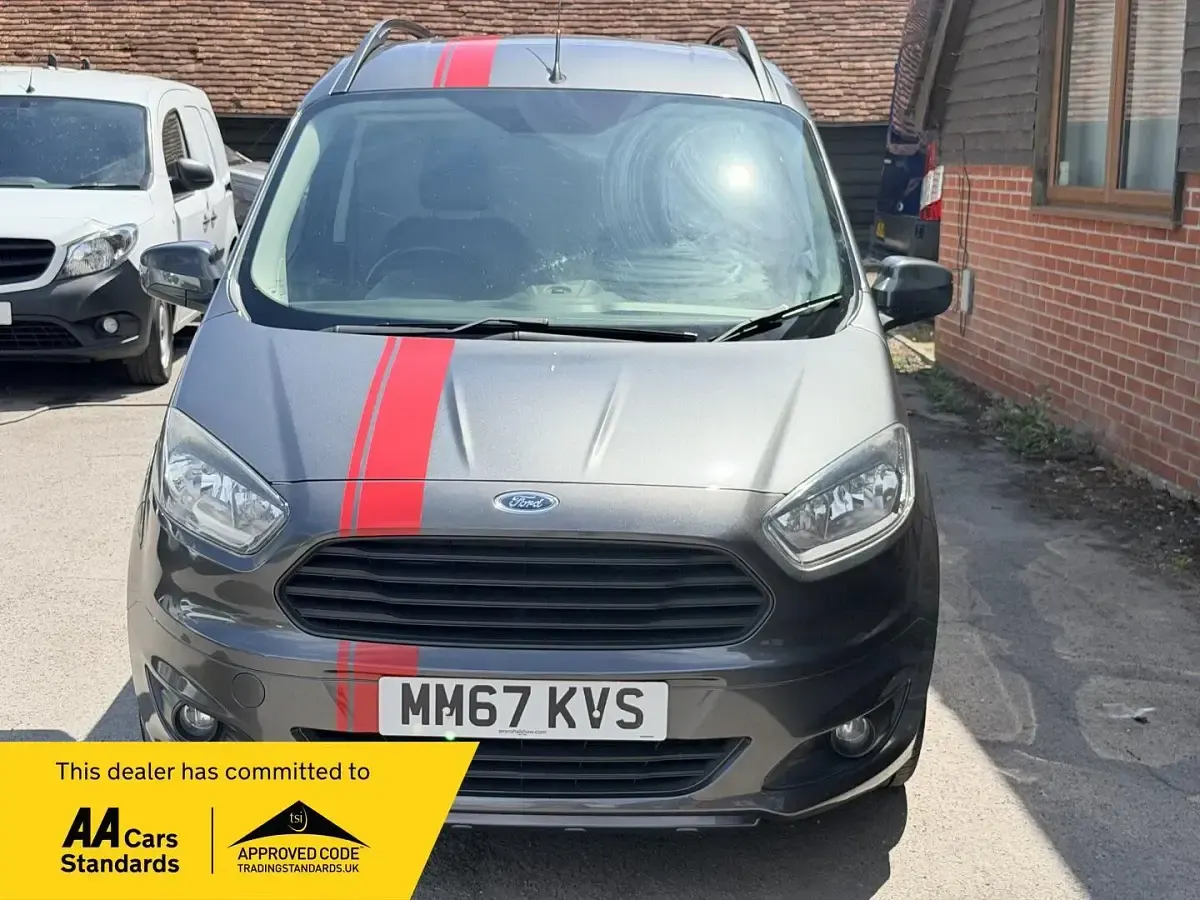 Used Ford Transit Sport 95 HP (69 kW) 2018 Grey Van