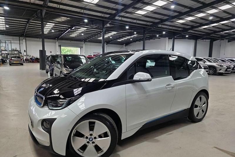 White Used 2015 BMW i3 Comfort Edition Hatchback | £6,880 (Good price) - Image 1/1