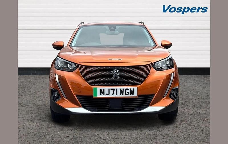 Used Peugeot e-2008 Allure Premium 100 kW (136 HP) 2021 Orange SUV