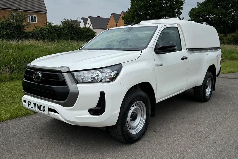 Used Toyota HiLux Active 2021 White Pickup