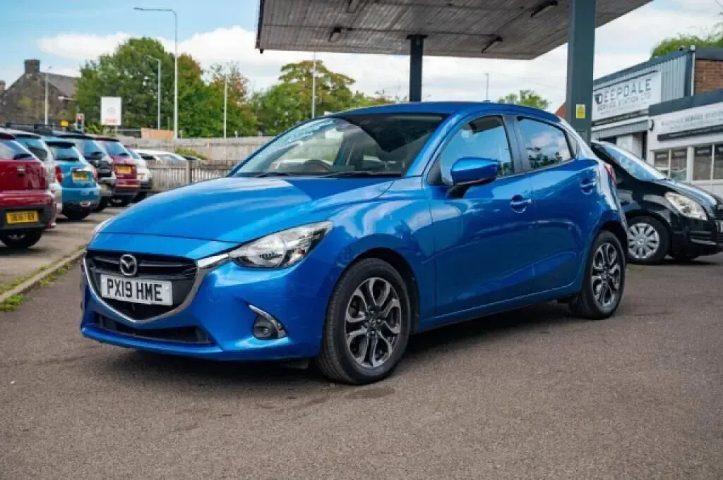 Used Mazda 2 Inclusive 88 HP (64 kW) 2019 Blue Hatchback