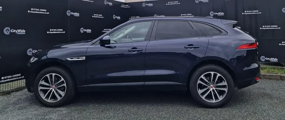 Used Jaguar F-Pace R-Sport 180 HP (132 kW) 2017 Blue SUV