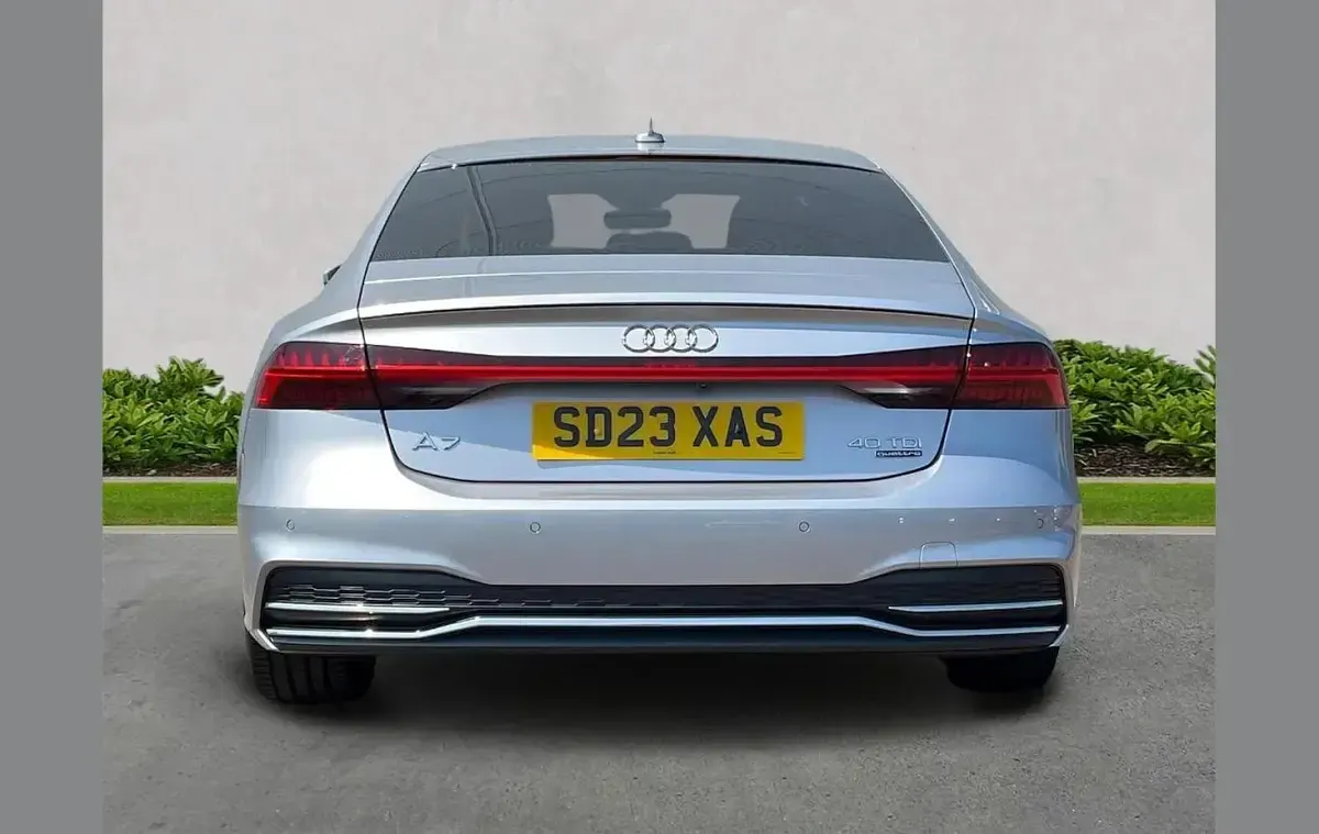 Used Audi A7 S-Line 204 HP (150 kW) 2023 Silver Sedan