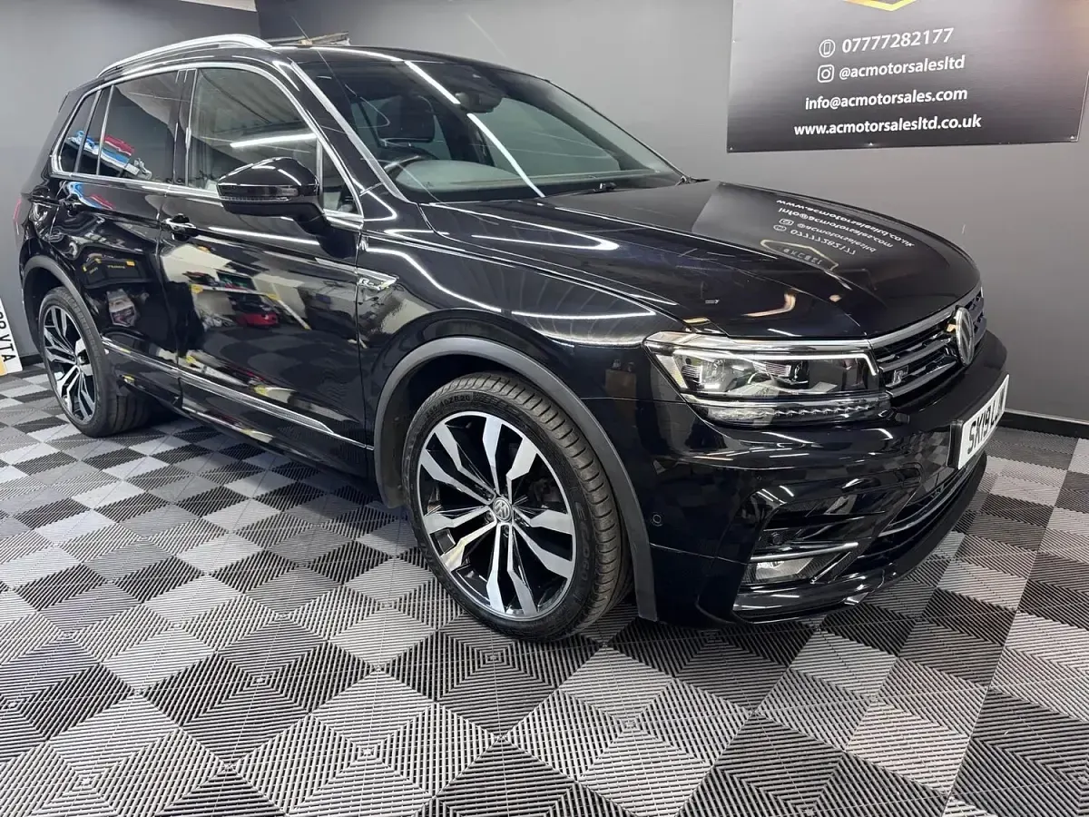 Used VW Tiguan R-line 150 HP (110 kW) 2019 Black SUV