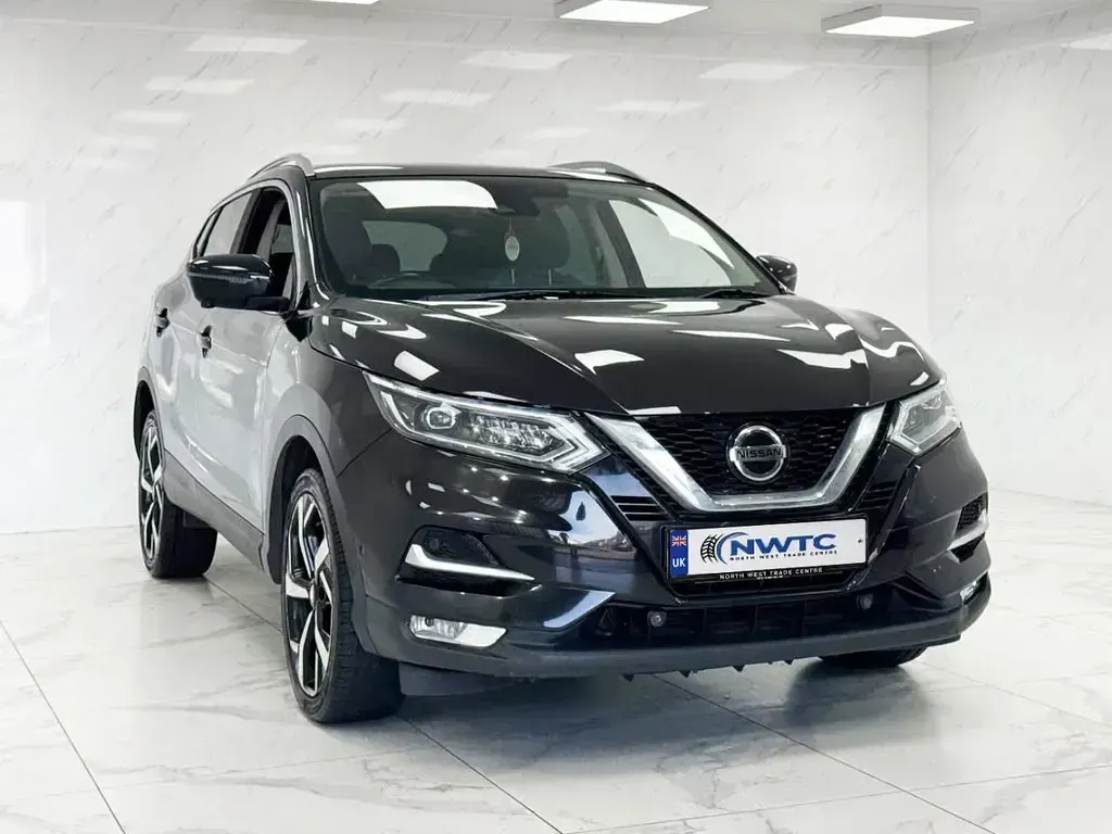 Used Nissan Qashqai S 110 HP (80 kW) 2018 Black SUV