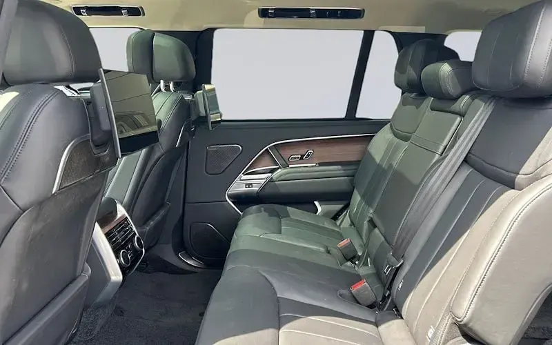 Used Land Rover Range Rover Autobiography 349 HP (256 kW) 2025 Black SUV