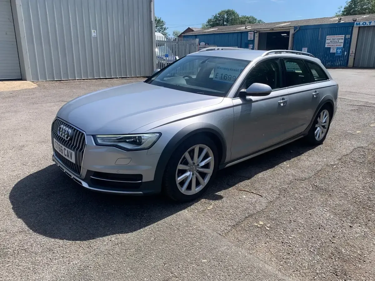 Used Audi A6 Allroad 218 HP (160 kW) 2016 Silver Estate
