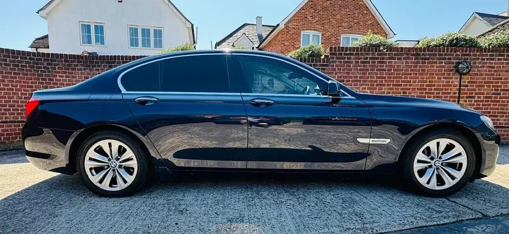 Used BMW 730 Comfort Edition 245 HP (180 kW) 2012 Blue Sedan