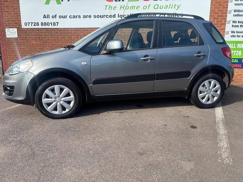 Used Suzuki SX4 SZ3 120 HP (88 kW) 2013 Grey Hatchback
