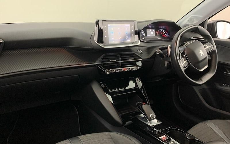 Used Peugeot 208 Allure 131 HP (96 kW) 2021 Hatchback