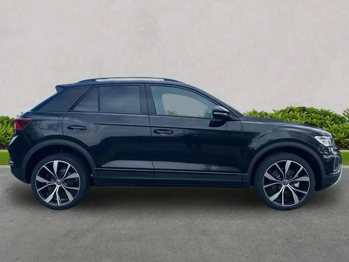 Nowe VW T-Roc Design 115 KM (84 kW) 2026 Czarny SUV