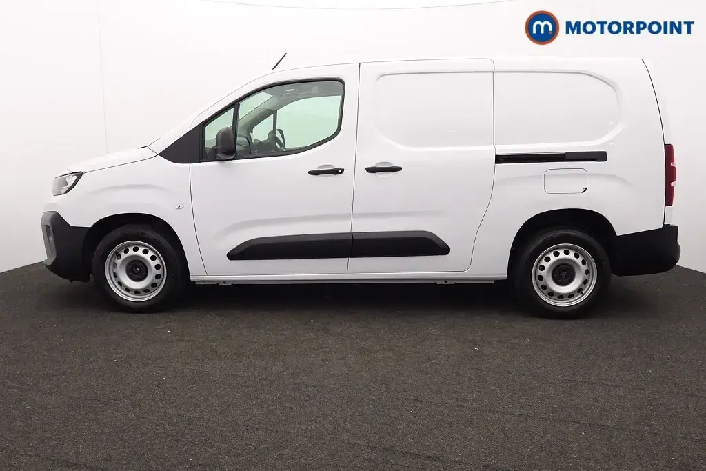 Novo Citroën Berlingo 100 HP (73 kW) 2026 Branco Monovolume