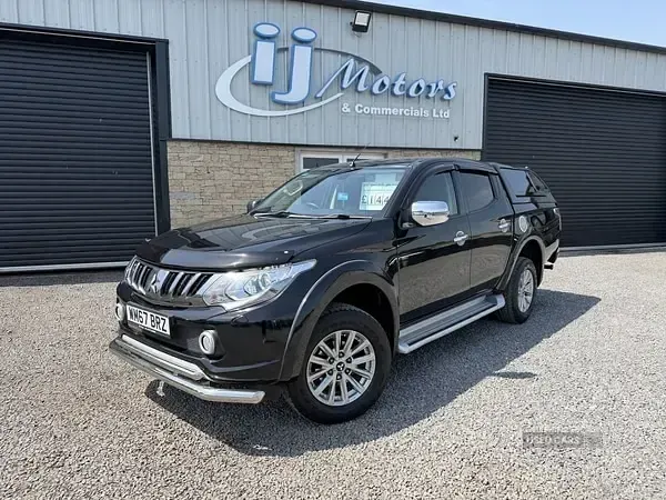Used Mitsubishi L200 181 HP (133 kW) 2018 Black Pickup