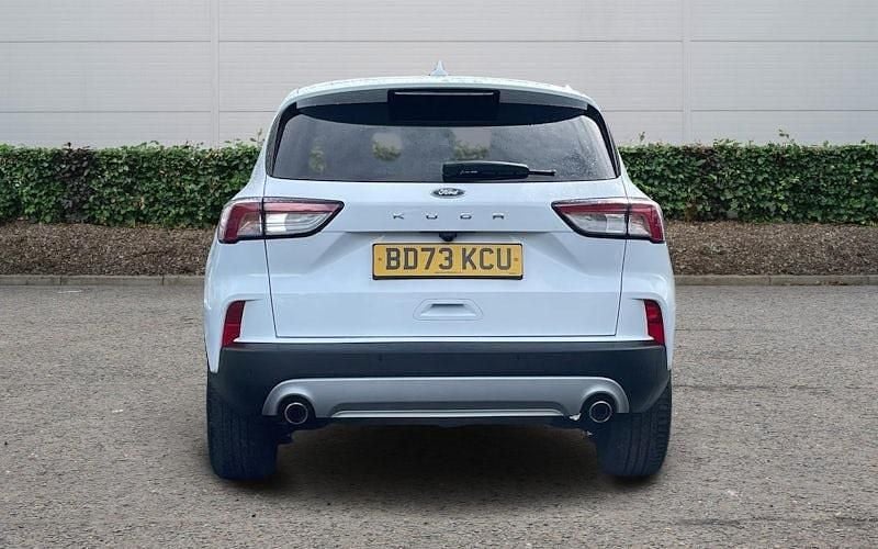 Begagnad Ford Kuga Titanium 150 HK (110 kW) 2023 SUV