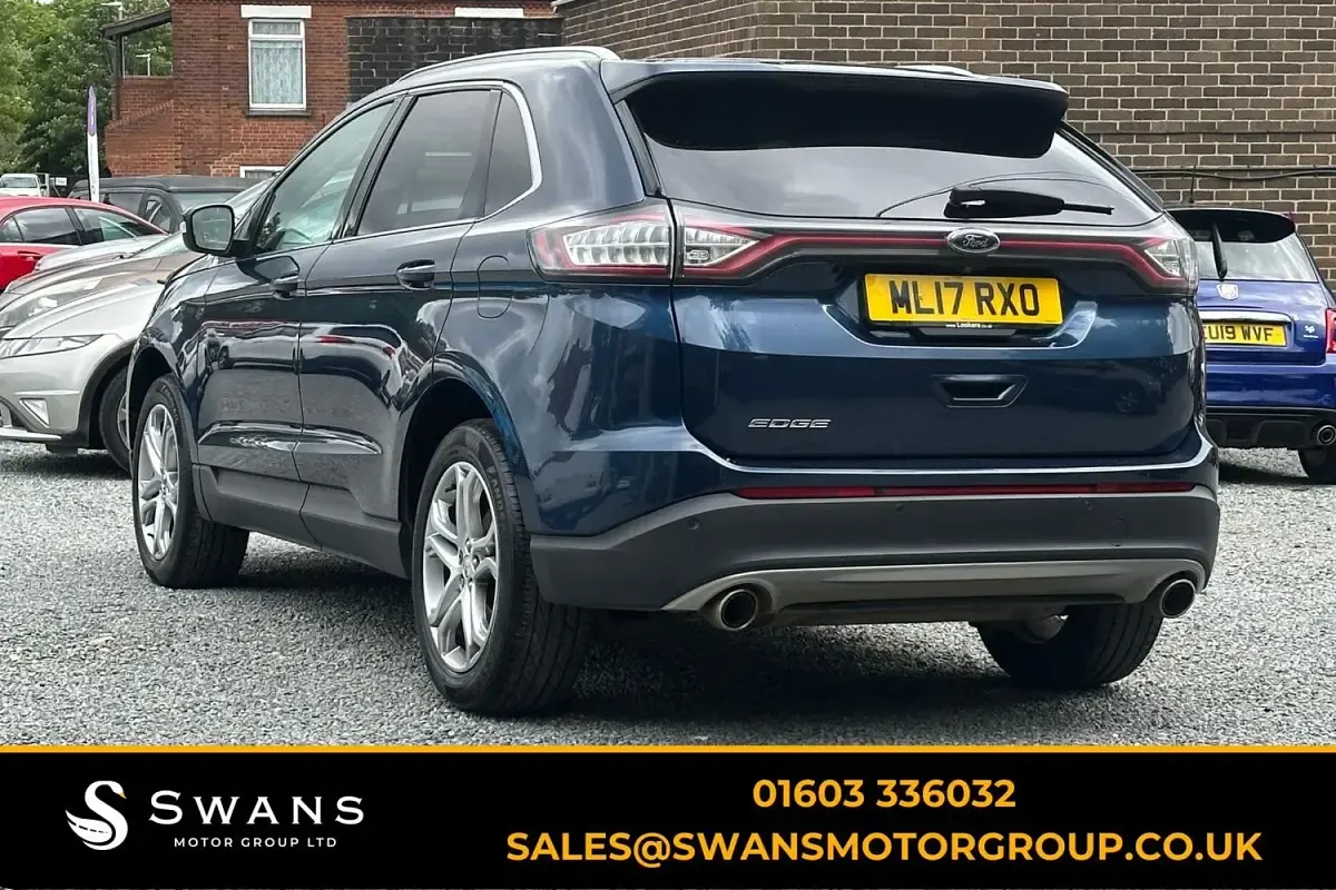 Used Ford Edge Titanium 210 HP (154 kW) 2017 Blue SUV