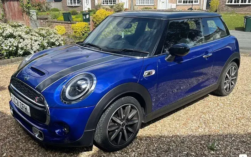 Used Mini Cooper S Exclusive 192 HP (141 kW) 2020 Blue Hatchback