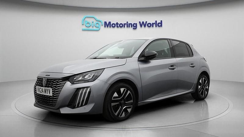 Used Peugeot 208 Allure 100 HP (73 kW) 2024 Grey Hatchback