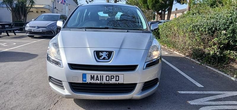 Used Peugeot 5008 2011 Silver MPV