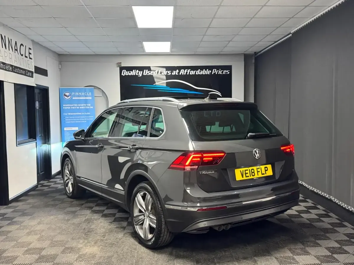 Usado VW Tiguan SEL 150 HP (110 kW) 2018 Cinzento SUV