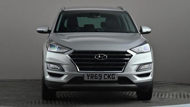 Used Hyundai Tucson Premium 115 HP (84 kW) 2019 Silver SUV