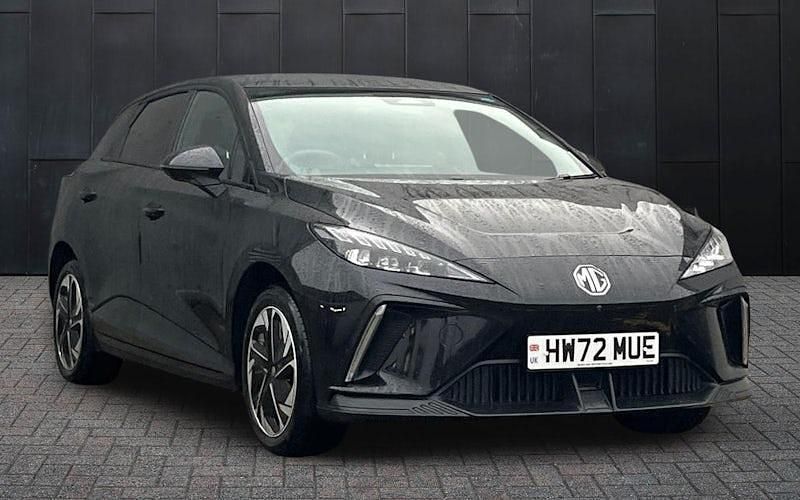 Used 2025 MG MG4 EV Trophy Hatchback | £13,495 (Good price) - Image 1/3