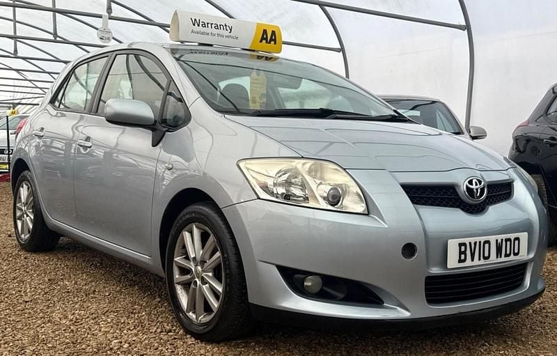 Blue Used 2010 Toyota Auris Hatchback | £2,150 (Fair price) - Image 1/4