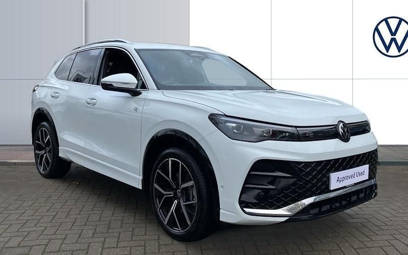 White Used 2025 VW Tiguan R-line SUV | £36,224 - Image 1/4