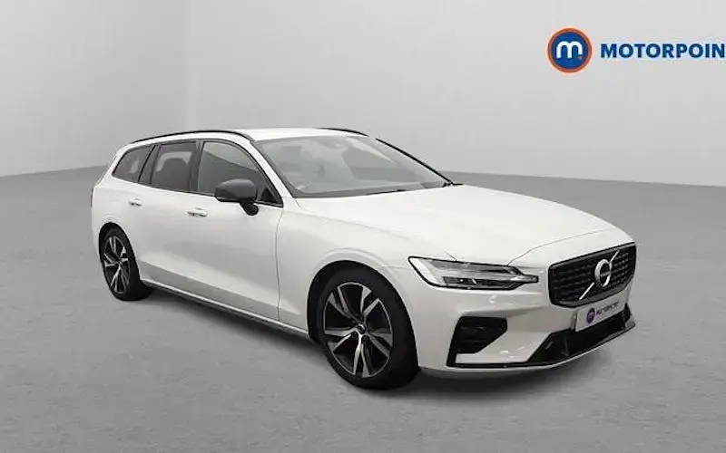 Used Volvo V60 R-Design 197 HP (144 kW) 2021 Estate