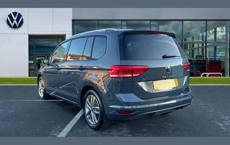 Used VW Touran Match 150 HP (110 kW) 2025 Grey MPV