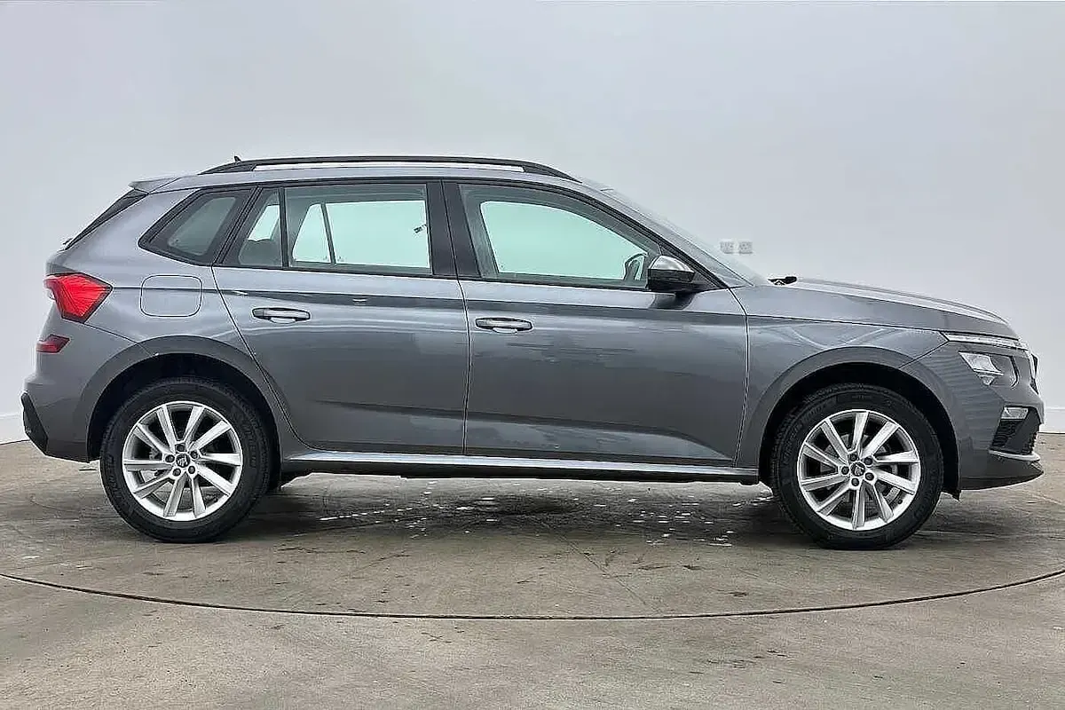 Used Skoda Kamiq SE 85 HP (62 kW) 2025 Graphite grey metallic SUV