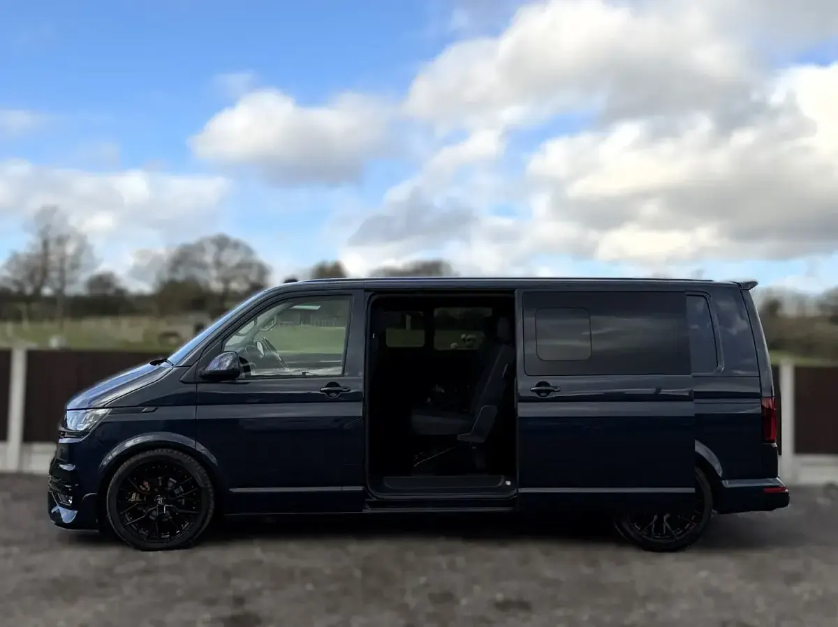 Used VW Transporter Highline 150 HP (110 kW) 2020 Blue Van