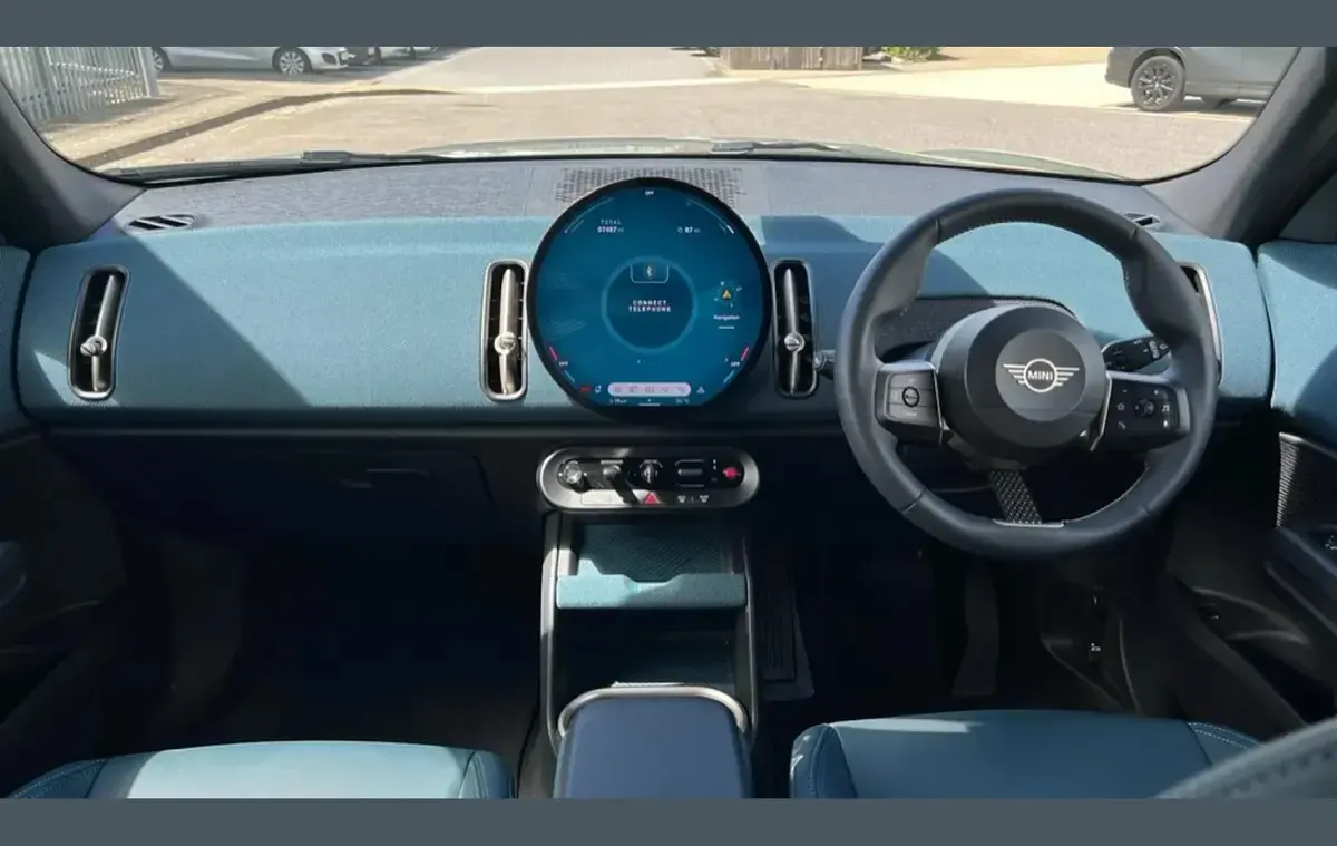 Used Mini Countryman Exclusive 168 HP (123 kW) 2025 Silver SUV
