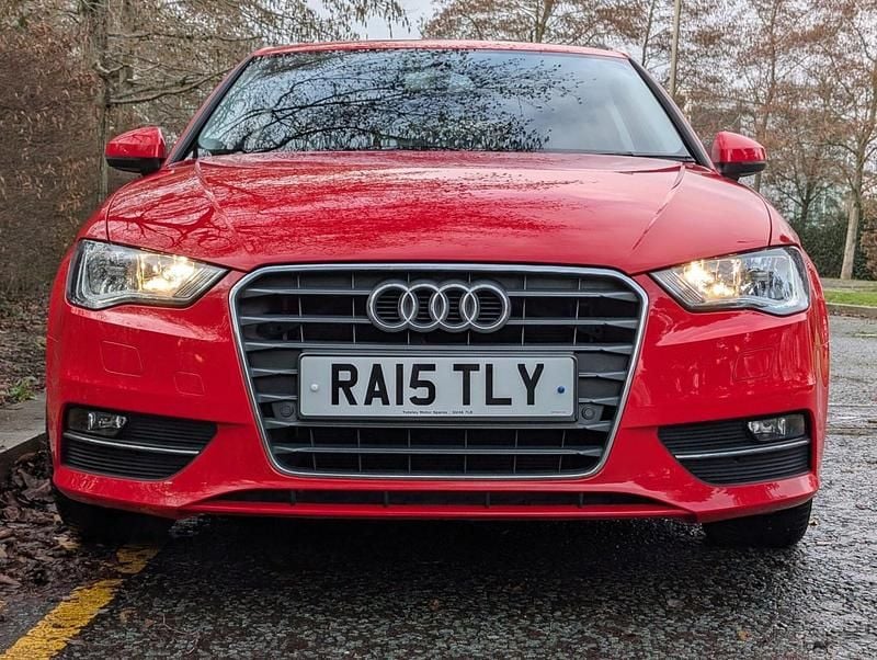 Used Audi A3 Sportback Sport 148 HP (108 kW) 2015 Red Hatchback